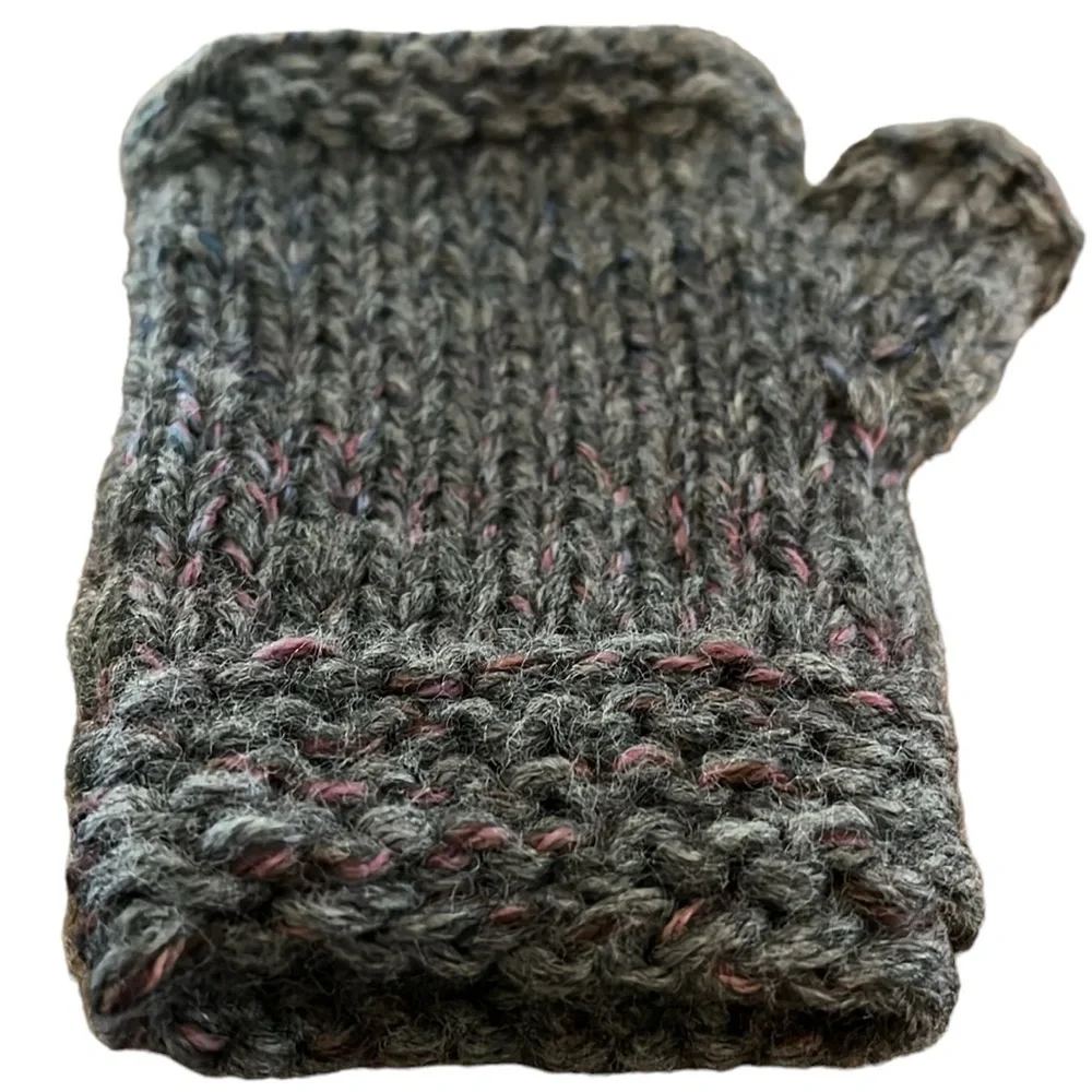 N/A hand knit